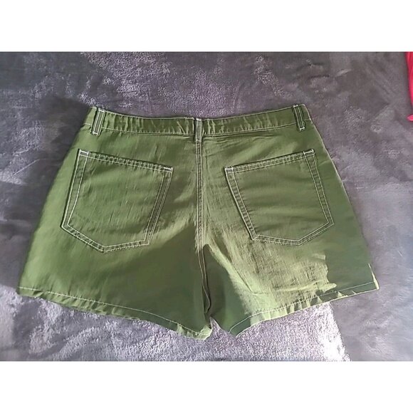 Chazz Vintage 90s Women High Waisted Olive Green Short Sz 9 Made USA 100% Nylon - Picture 2 of 15